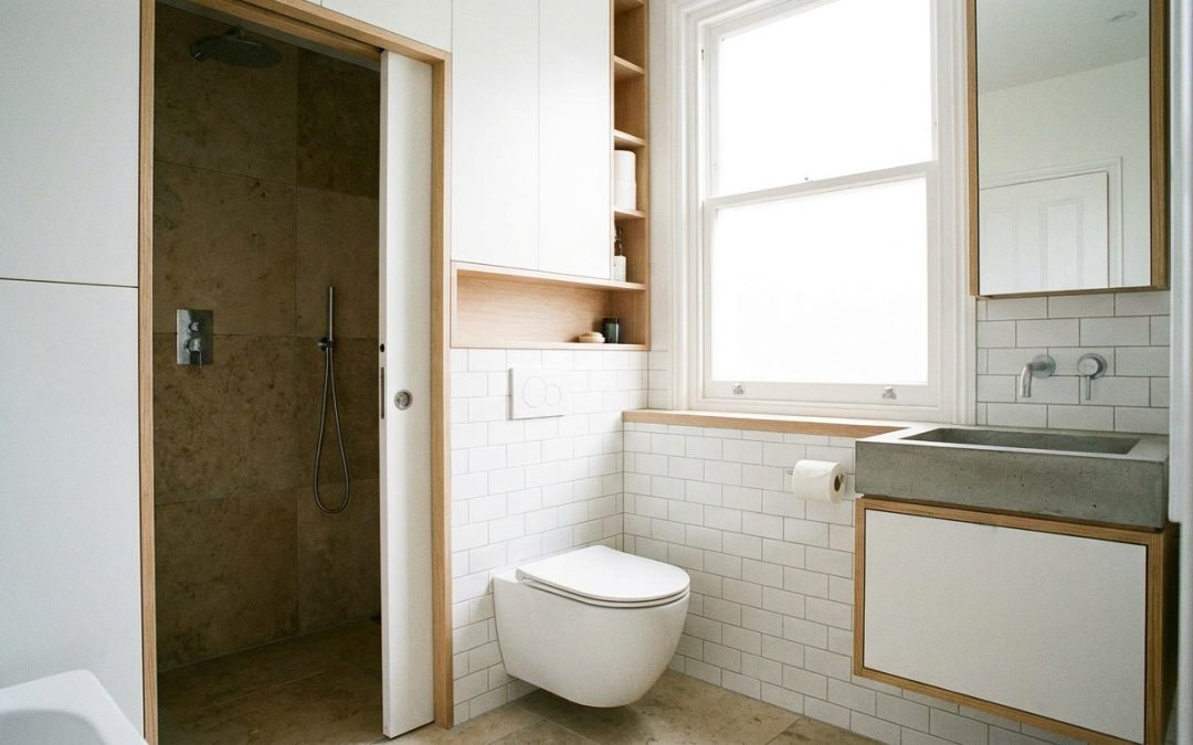 Comment optimiser une petite salle de bain – 10 astuces